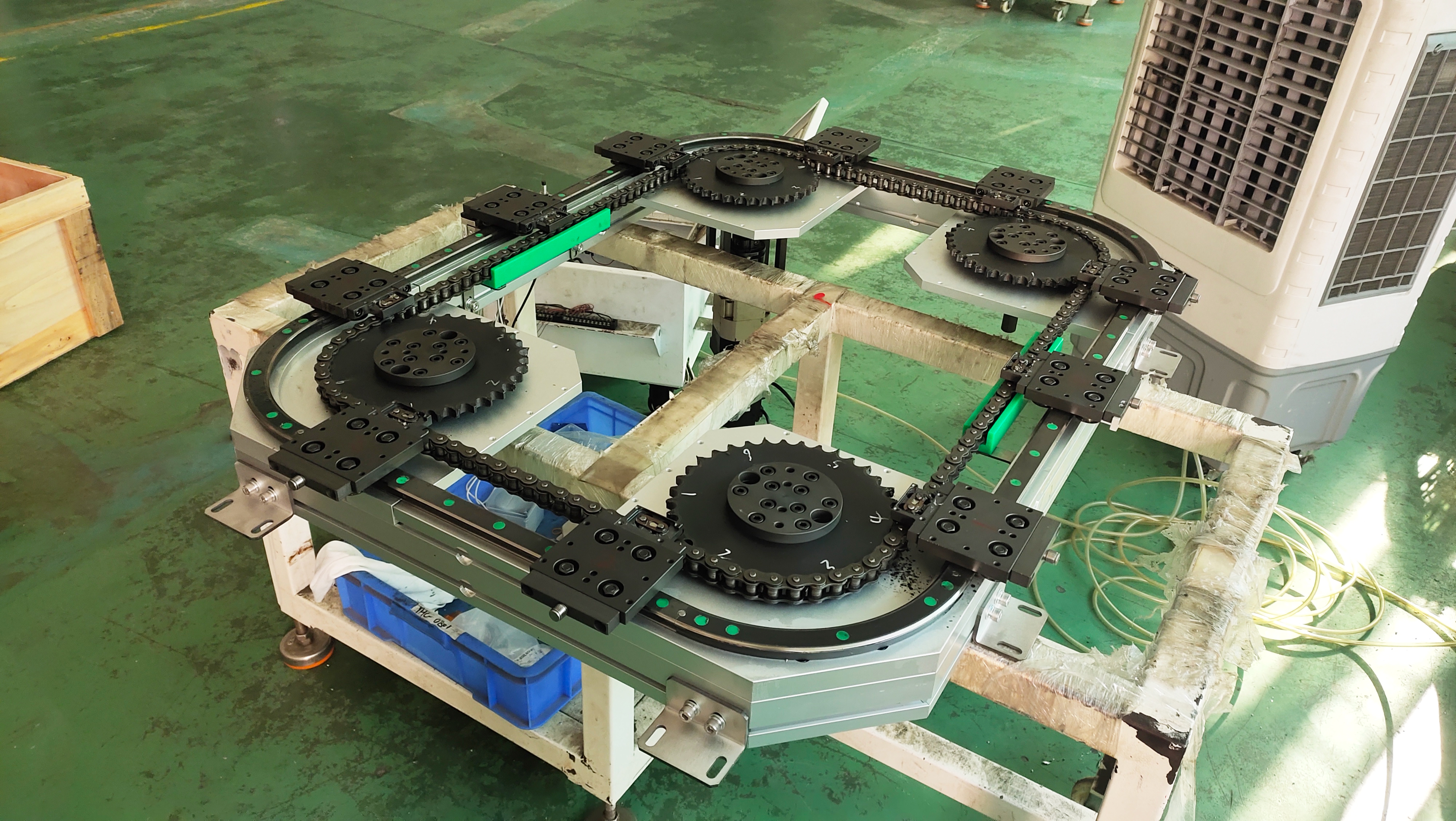 今年会官网环形导轨运送线—高精度自动化循环输